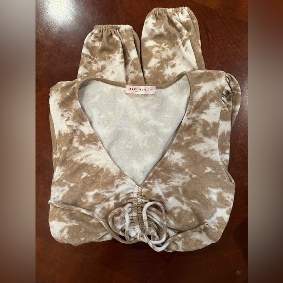 Blue Blush soft long sleeve crop top like new size small - Picture 4 of 7